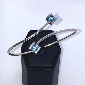Vtg Sterling Silver & Blue Topaz Tip Open Cuff Bangle Bracelet | 6.7” C x 1.9” D